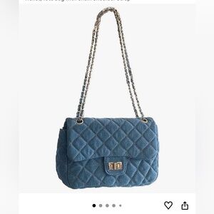 Elegant Blue Quilted Shoulder Bag
